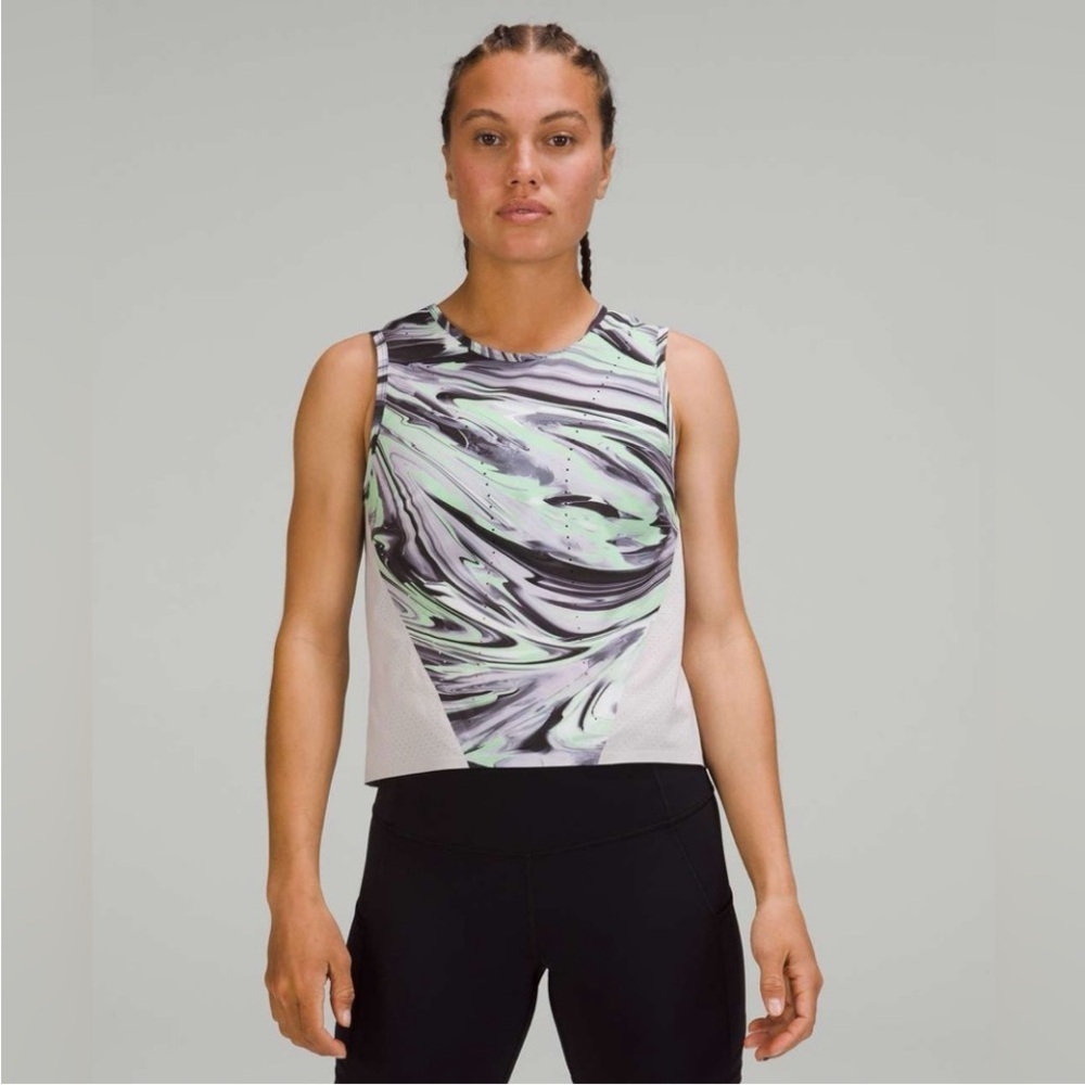 Lululemon Swift Ventilated Running Tank Top in Paint Glide Warp Multi Size 4 / 6